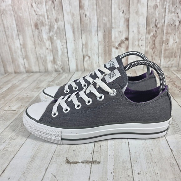 Converse Chuck Taylor All Star Low Top Grey Purple Womens 7 Sneakers 525960F - Picture 2 of 8